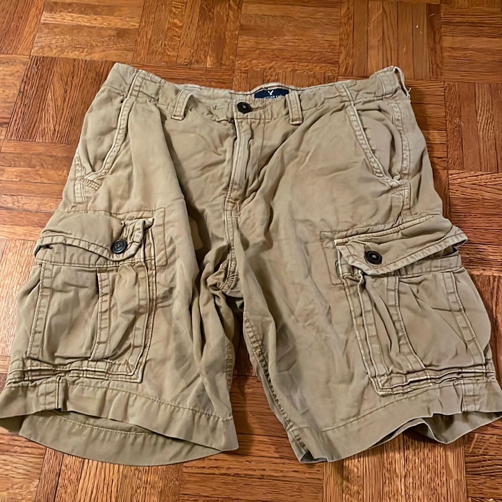 American Eagle cargo shorts
